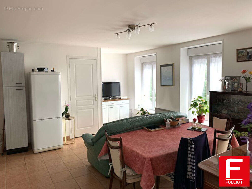 Appartement à SOURDEVAL