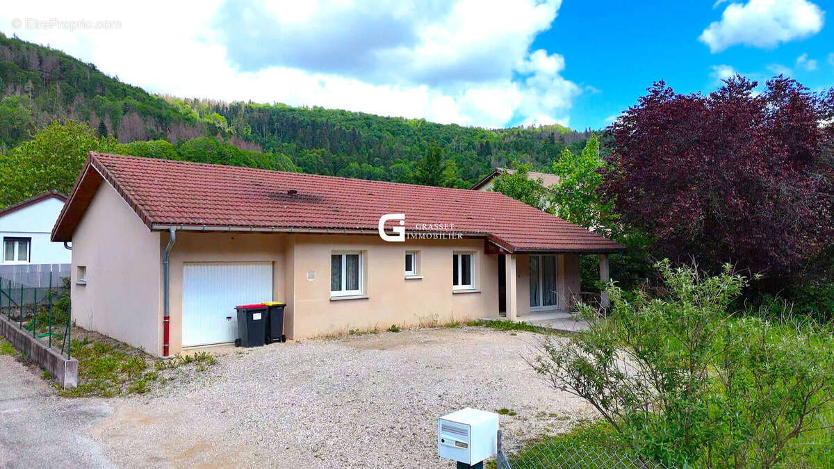 Maison à OYONNAX