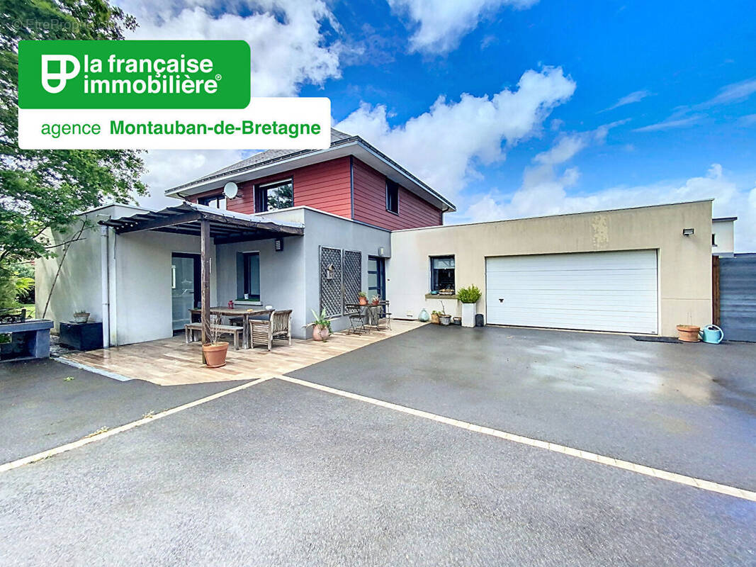 Maison à MONTAUBAN-DE-BRETAGNE