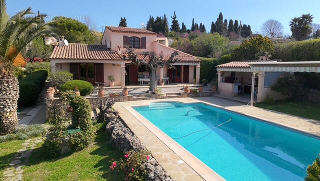 Maison à GRASSE