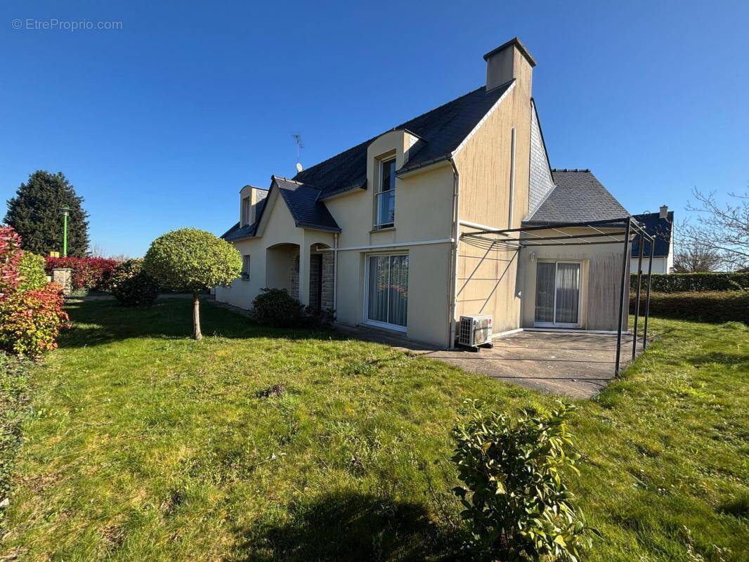 Maison à PLEUCADEUC