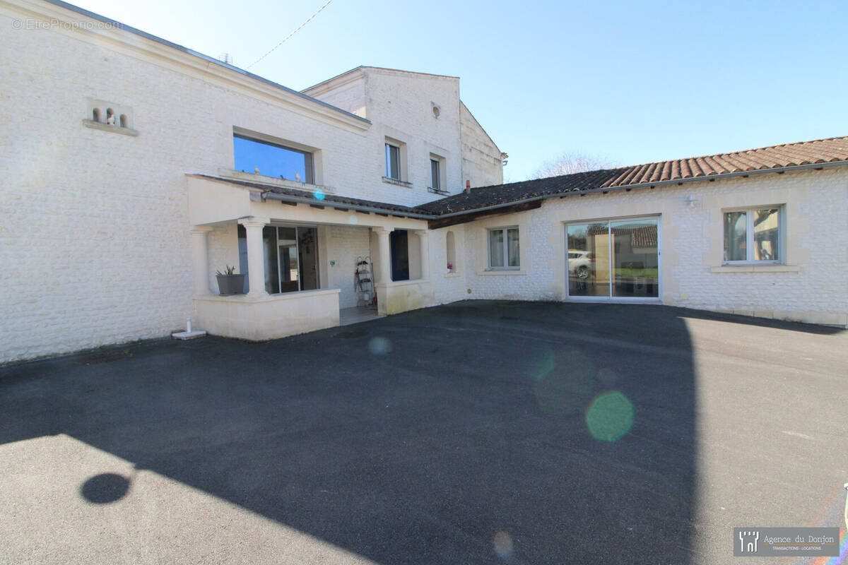 Maison à PONS