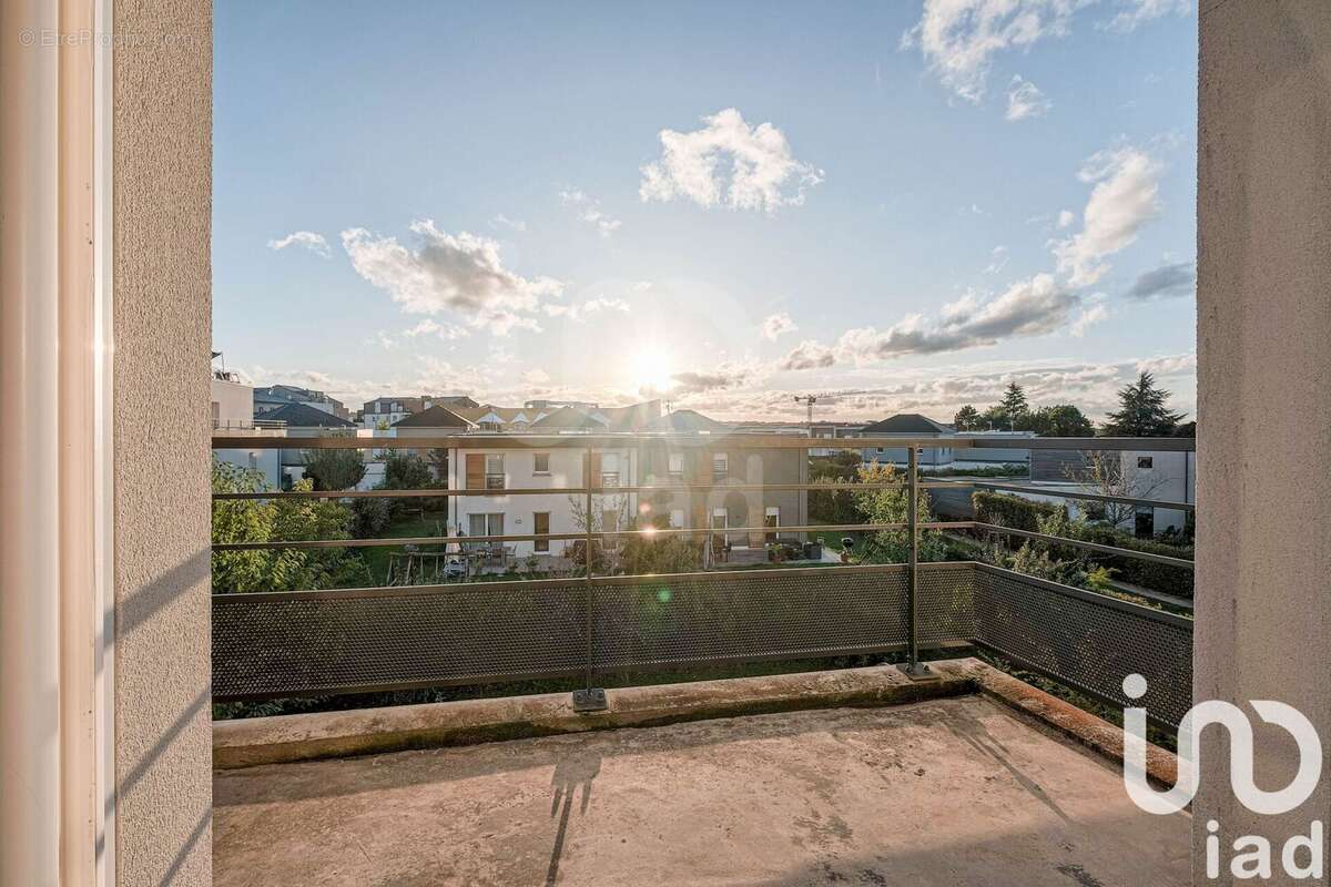 Photo 2 - Appartement à CLAYE-SOUILLY