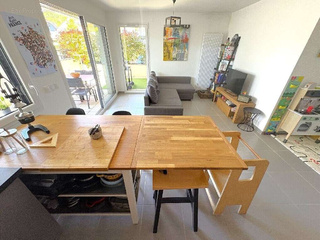 Appartement à ARGONAY
