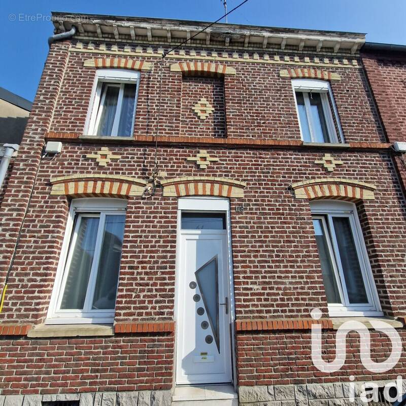 Photo 1 - Maison à DENAIN