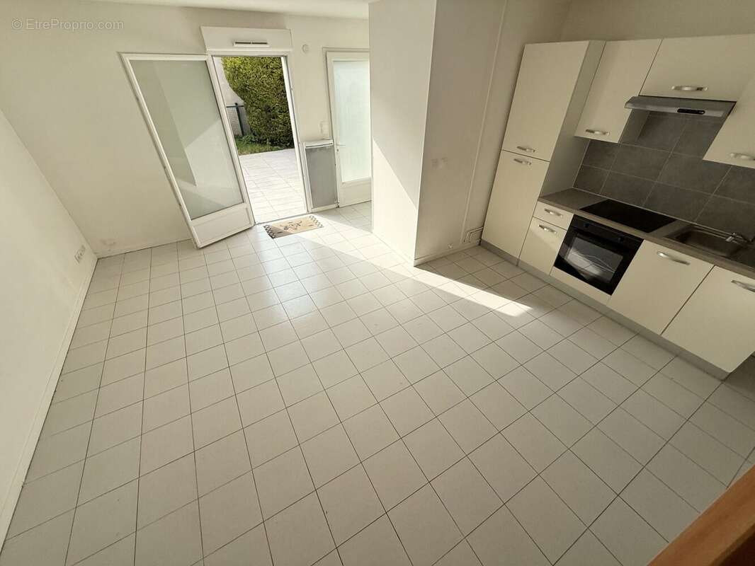 Appartement à LA CHAPELLE-EN-SERVAL