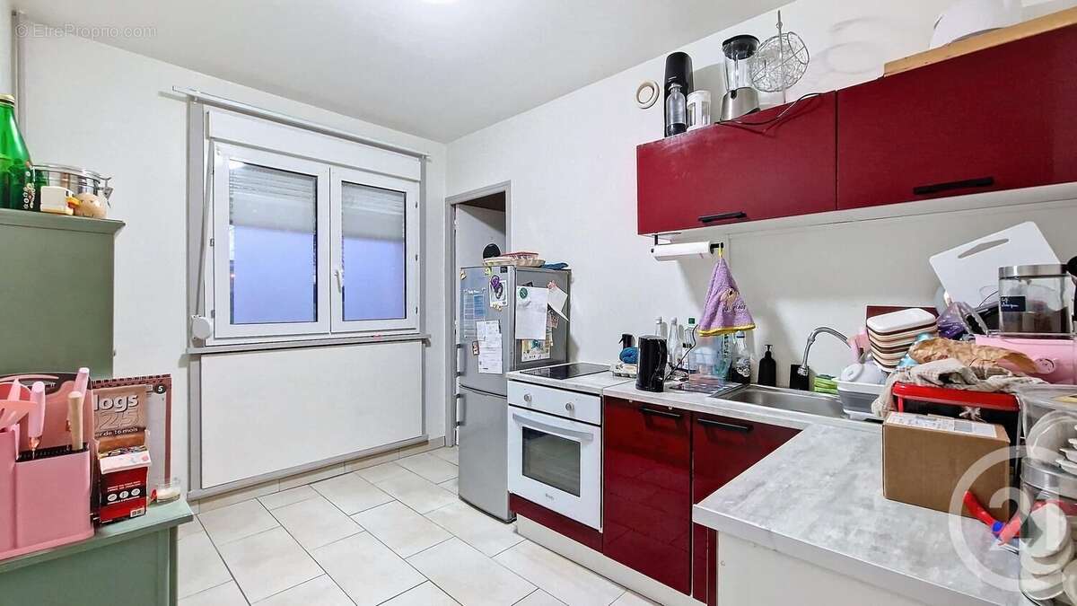Appartement à LA CHAPELLE-SAINT-LUC