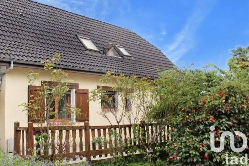 Photo 1 - Maison à LASSEUBE