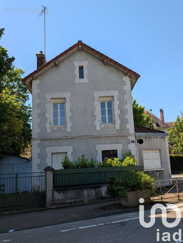 Photo 1 - Maison à AUXERRE