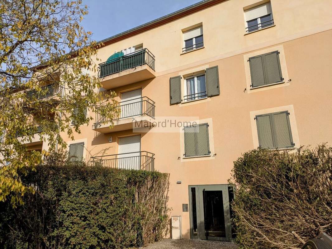 Appartement à JUVIGNAC