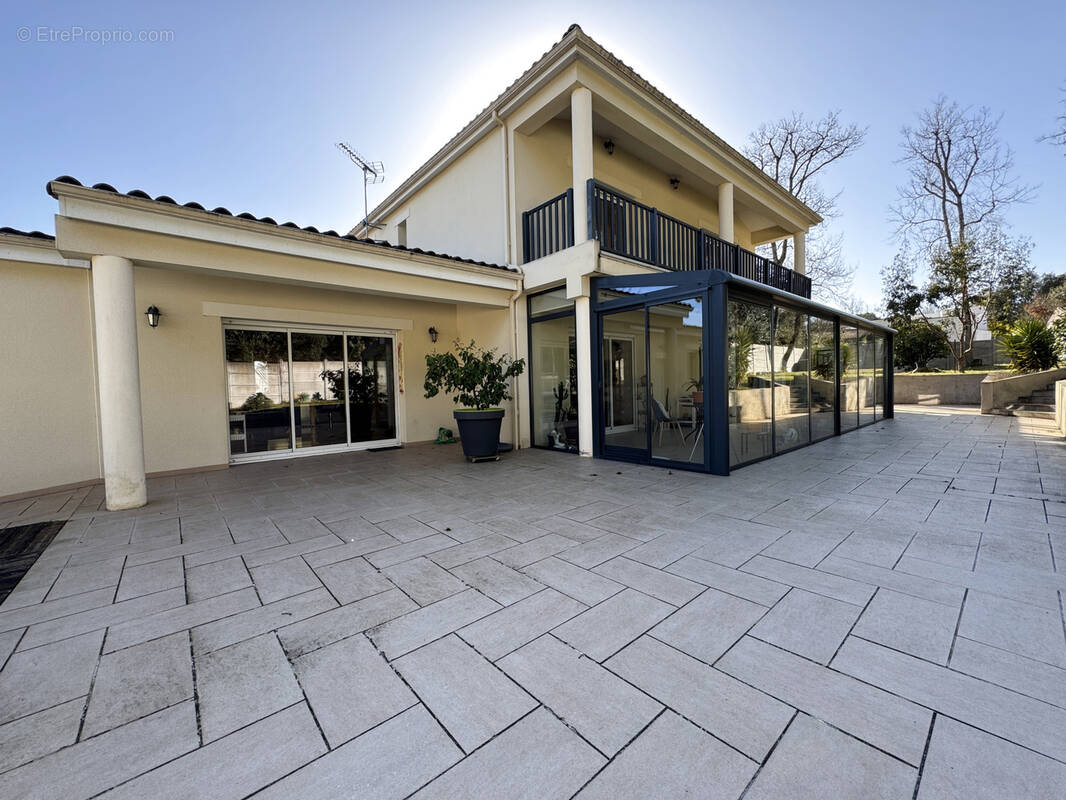 Maison à MESCHERS-SUR-GIRONDE