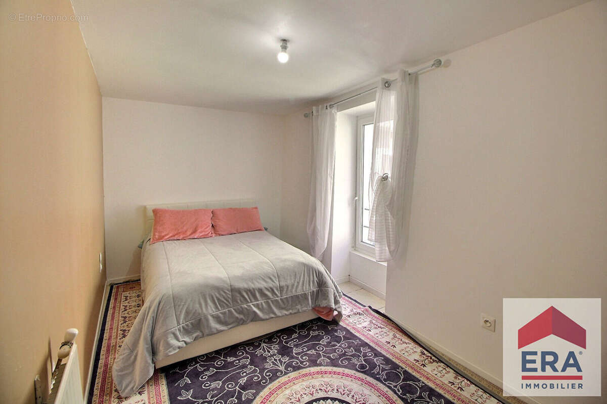 Maison à BOLLENE