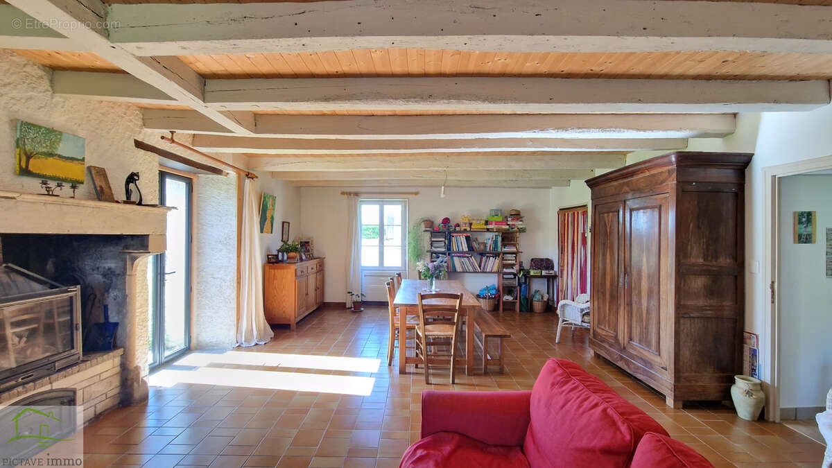 Maison à CELLE-LEVESCAULT