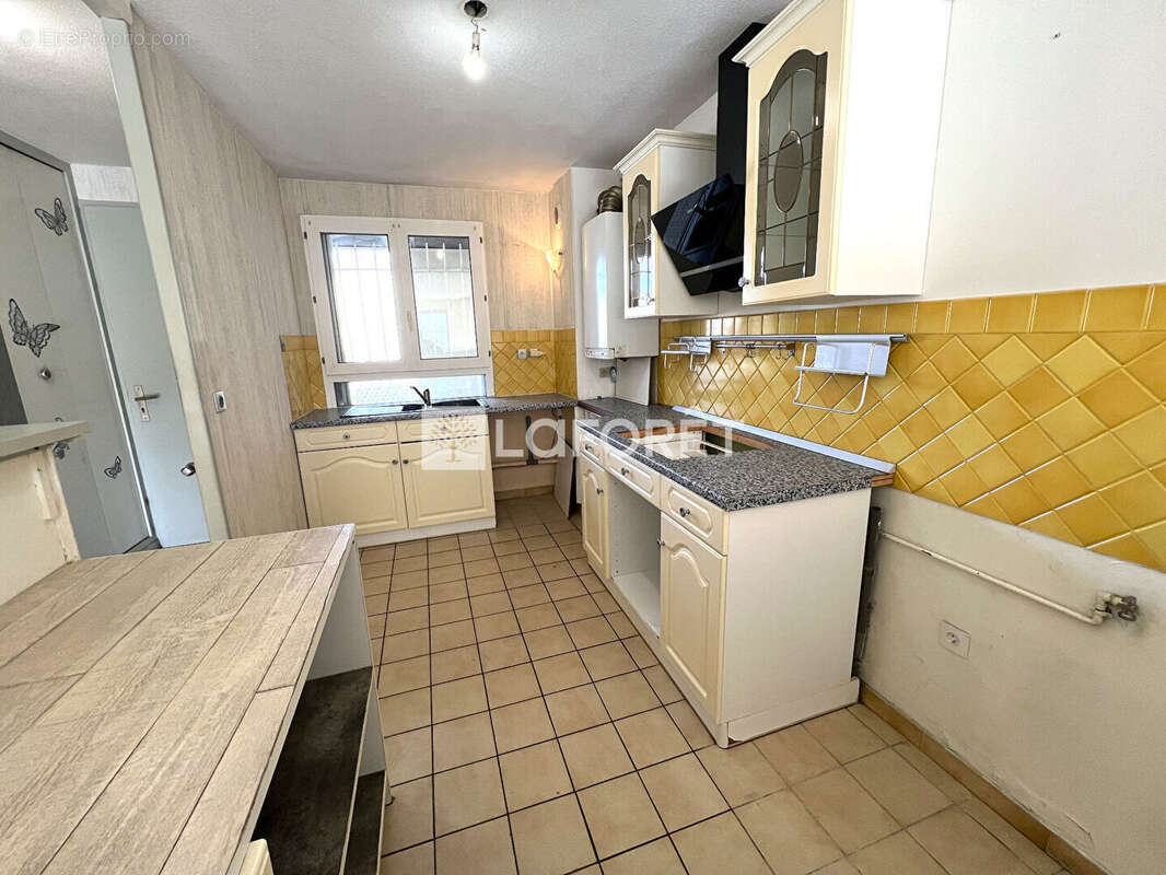 Appartement à LATTES