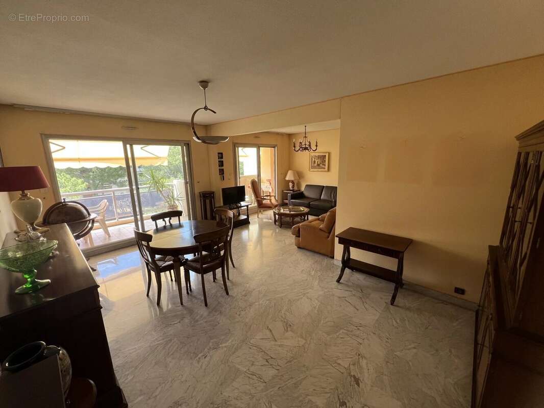 Appartement à ANTIBES