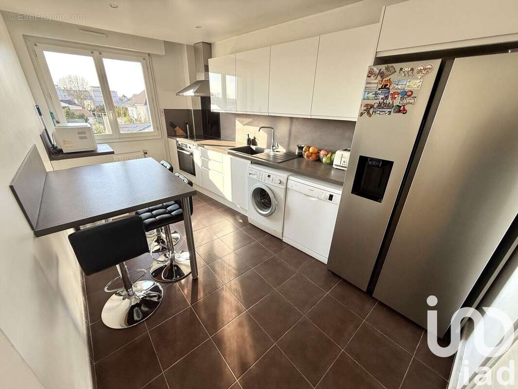 Photo 3 - Appartement à SAINT-MAUR-DES-FOSSES