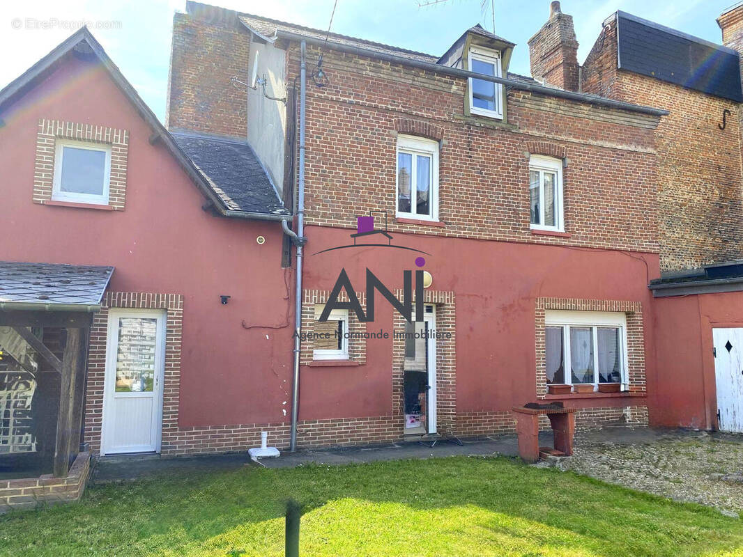 Maison à BACQUEVILLE-EN-CAUX