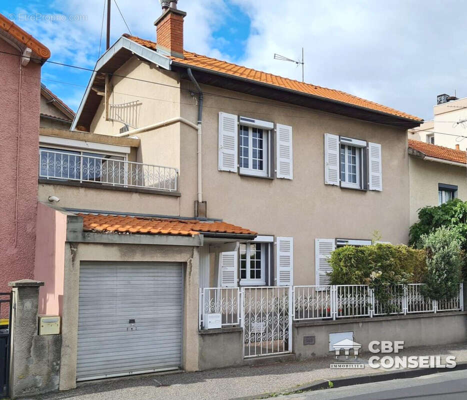 Maison à CLERMONT-FERRAND