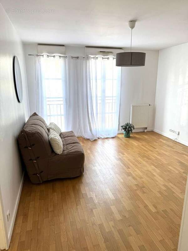 Appartement à MAISONS-ALFORT