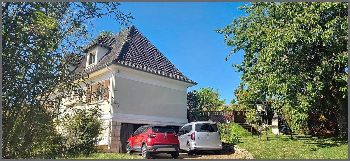Photo 1 - Maison à BEYNES
