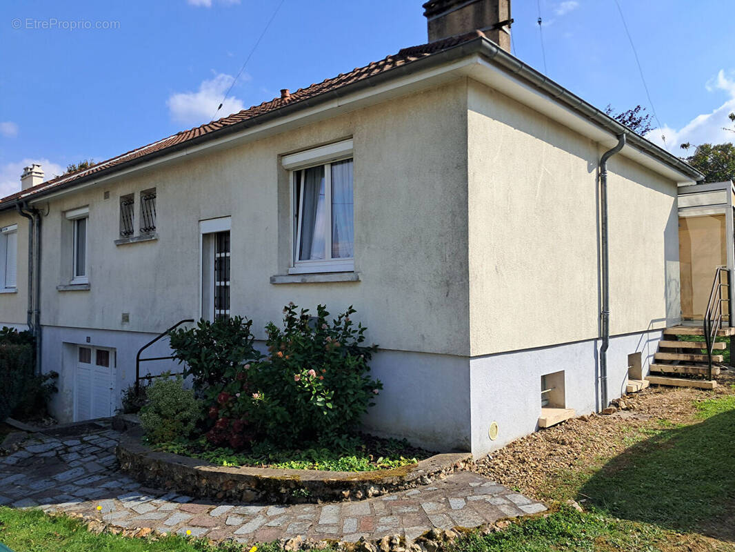 Maison à LA LOUPE