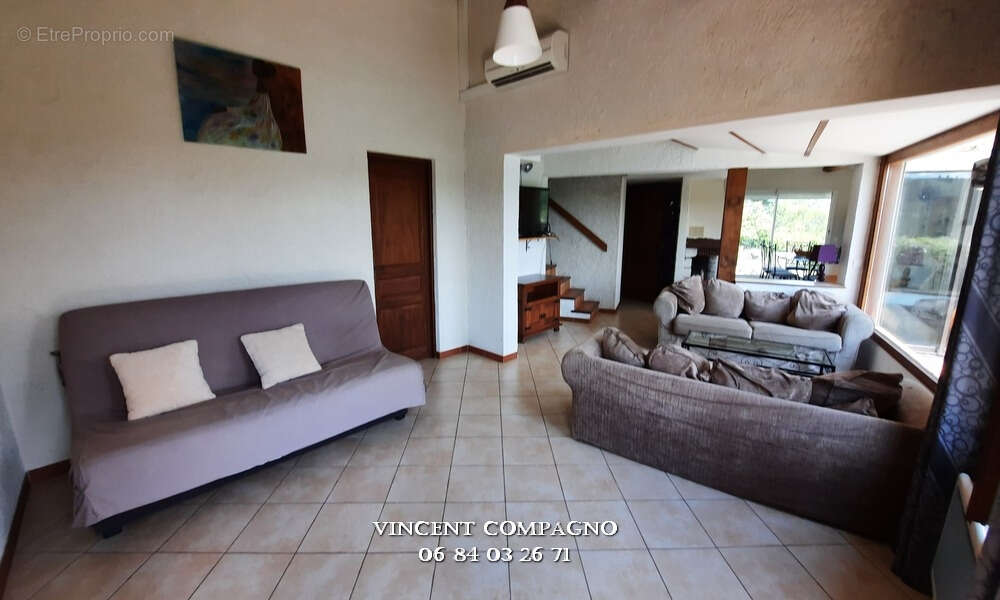 Maison à ESPARRON-DE-VERDON
