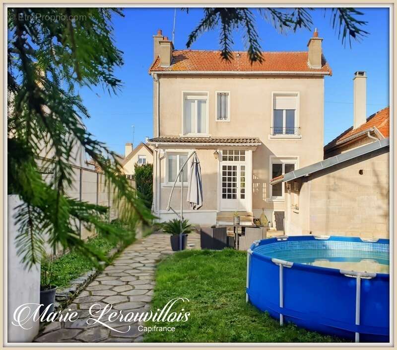 Maison à LES NOES-PRES-TROYES