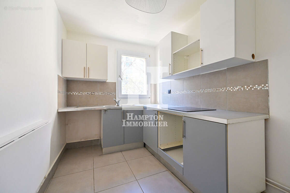 Appartement à PARIS-19E