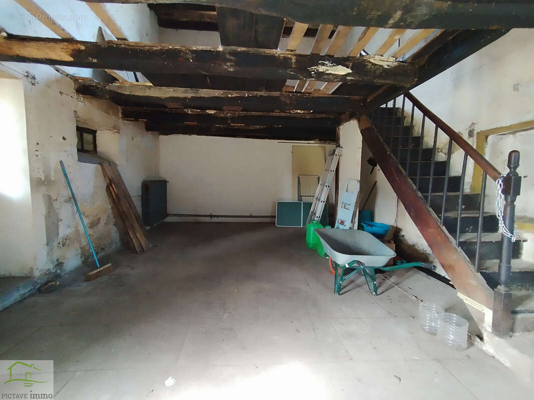 Maison à FOMPERRON