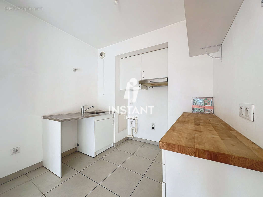Appartement à MAISONS-ALFORT