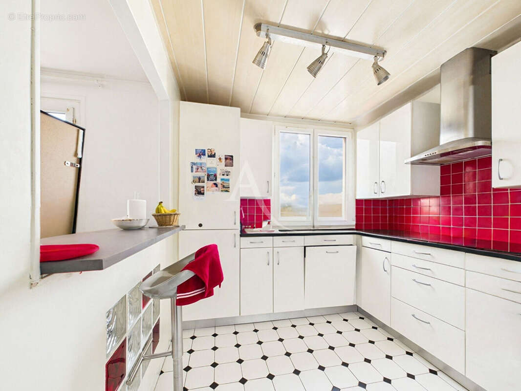 Appartement à SAINT-MAUR-DES-FOSSES