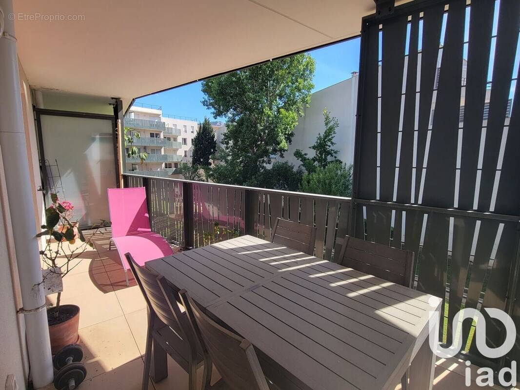 Photo 1 - Appartement à MARSEILLE-8E