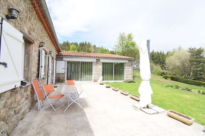 Maison à SAINT-AGREVE