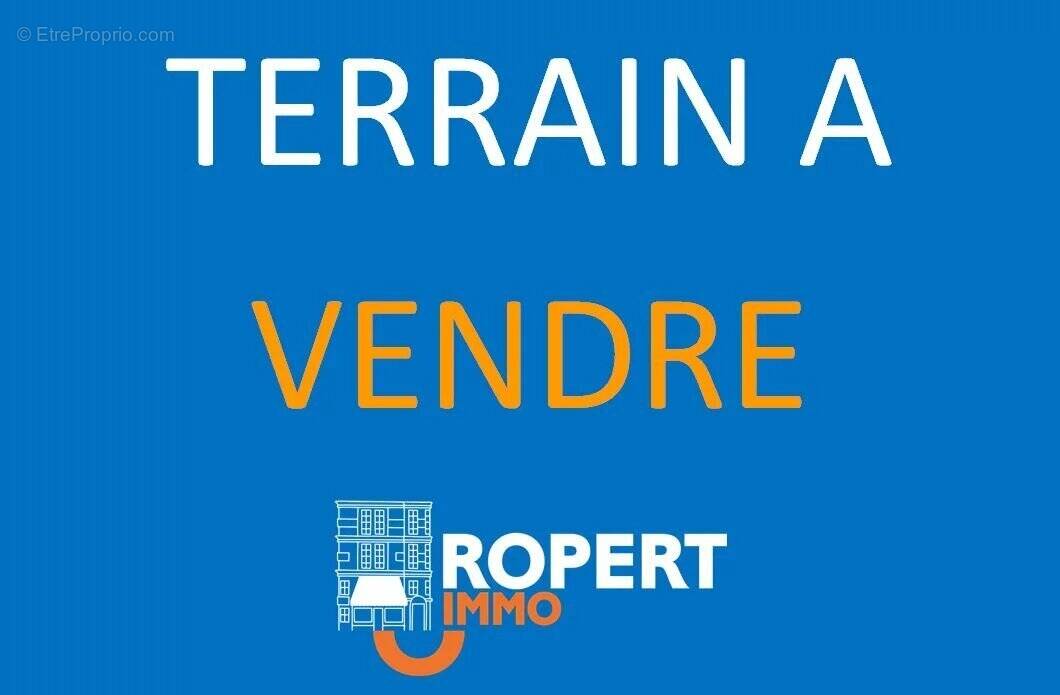 Terrain à CONFOLENS