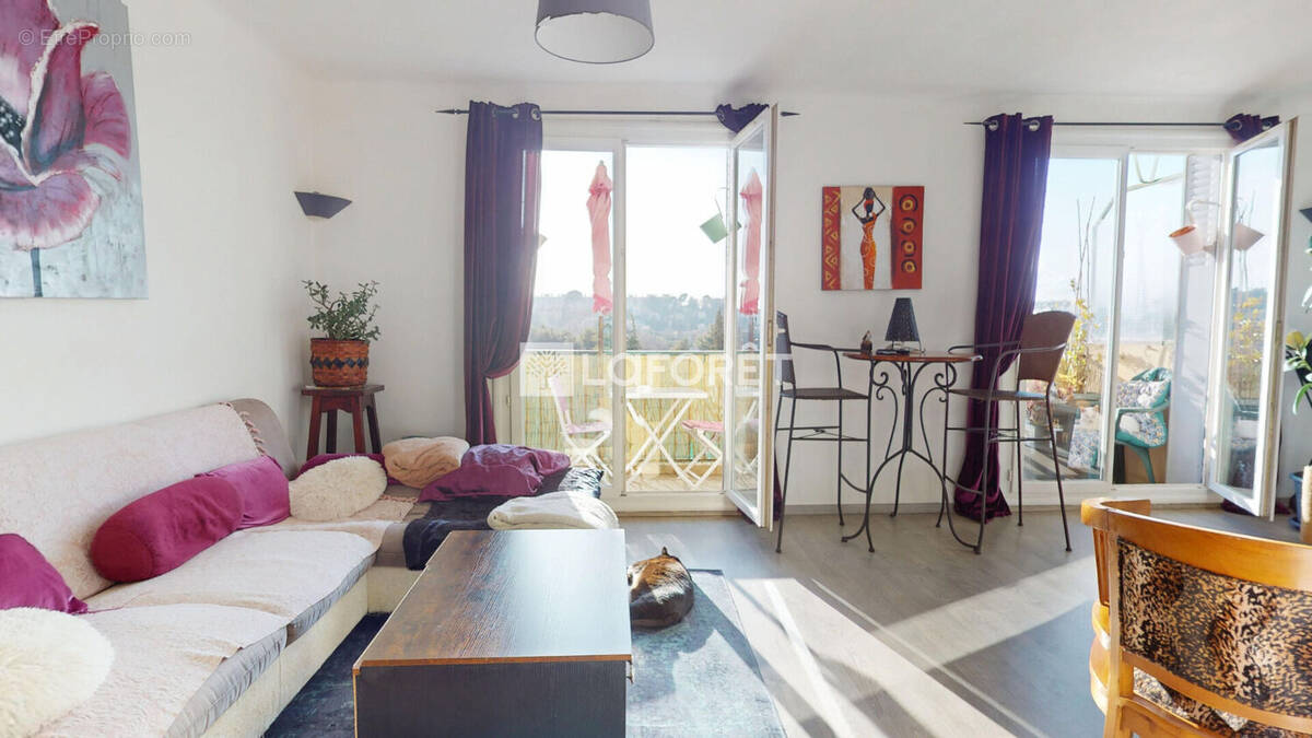 Appartement à MARSEILLE-13E