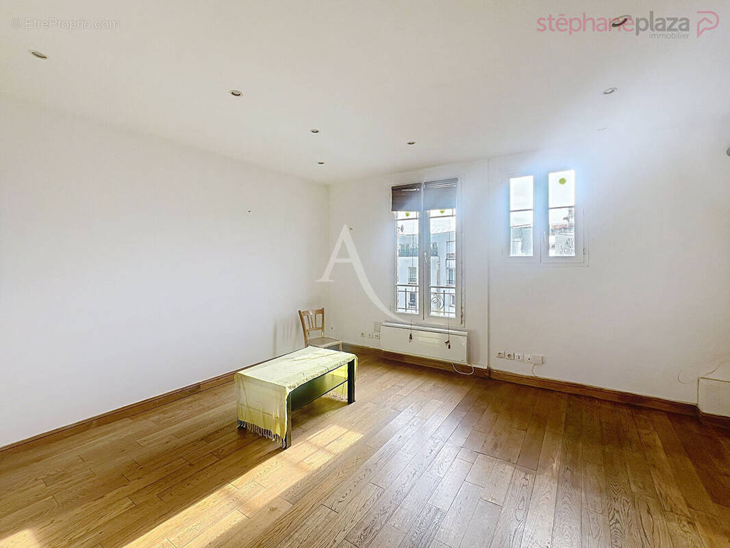 Appartement à SURESNES