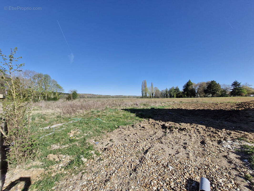 Terrain à SAINT-CLAIR-SUR-EPTE