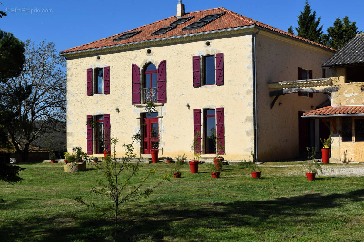 Maison à SARAMON