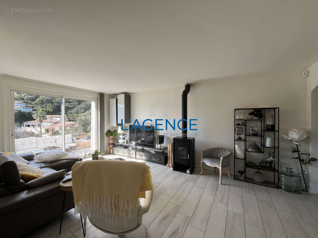 Maison à HYERES
