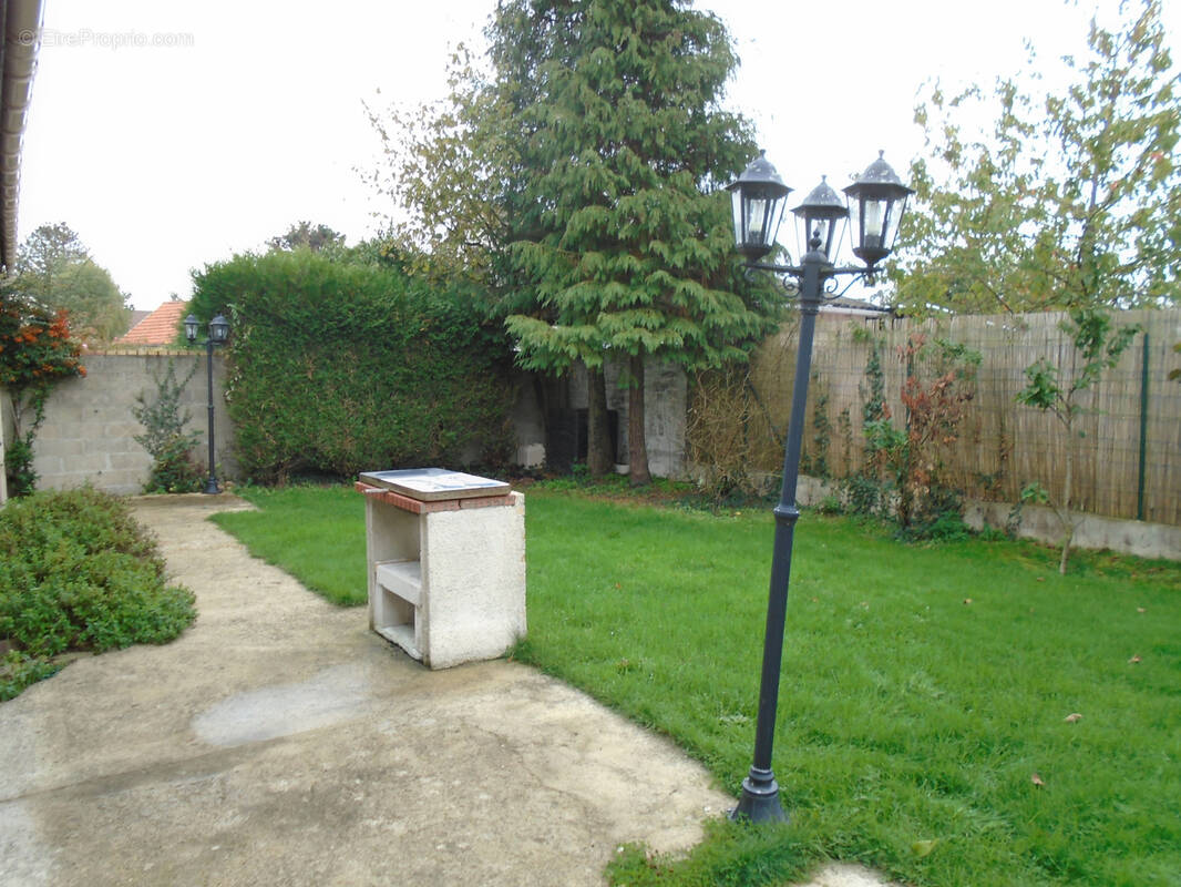Maison à OTHIS