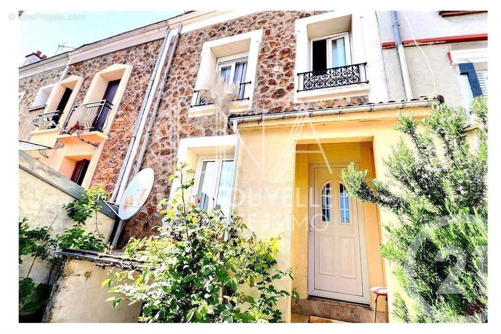 Maison à ROMAINVILLE