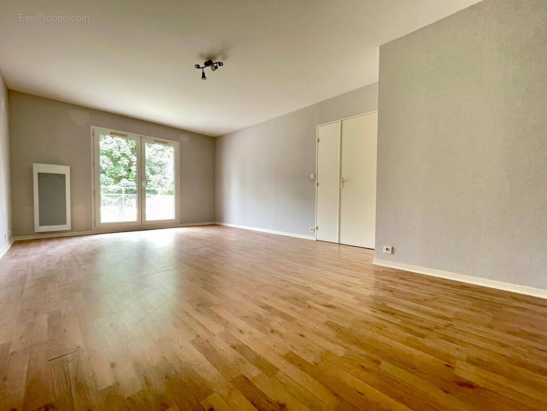 Appartement à ARPAJON