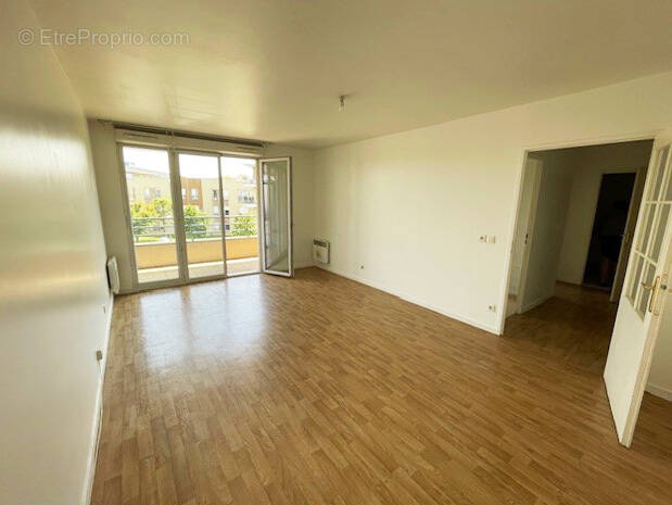 Appartement à VIGNEUX-SUR-SEINE
