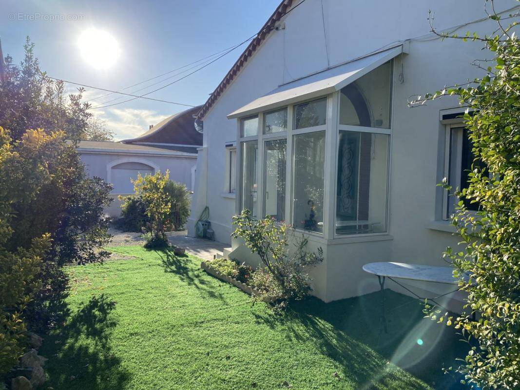 Maison à MEZE