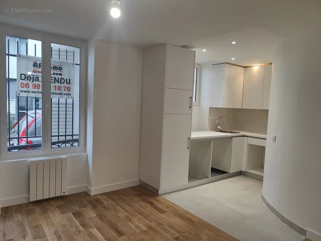 Appartement à PARIS-20E