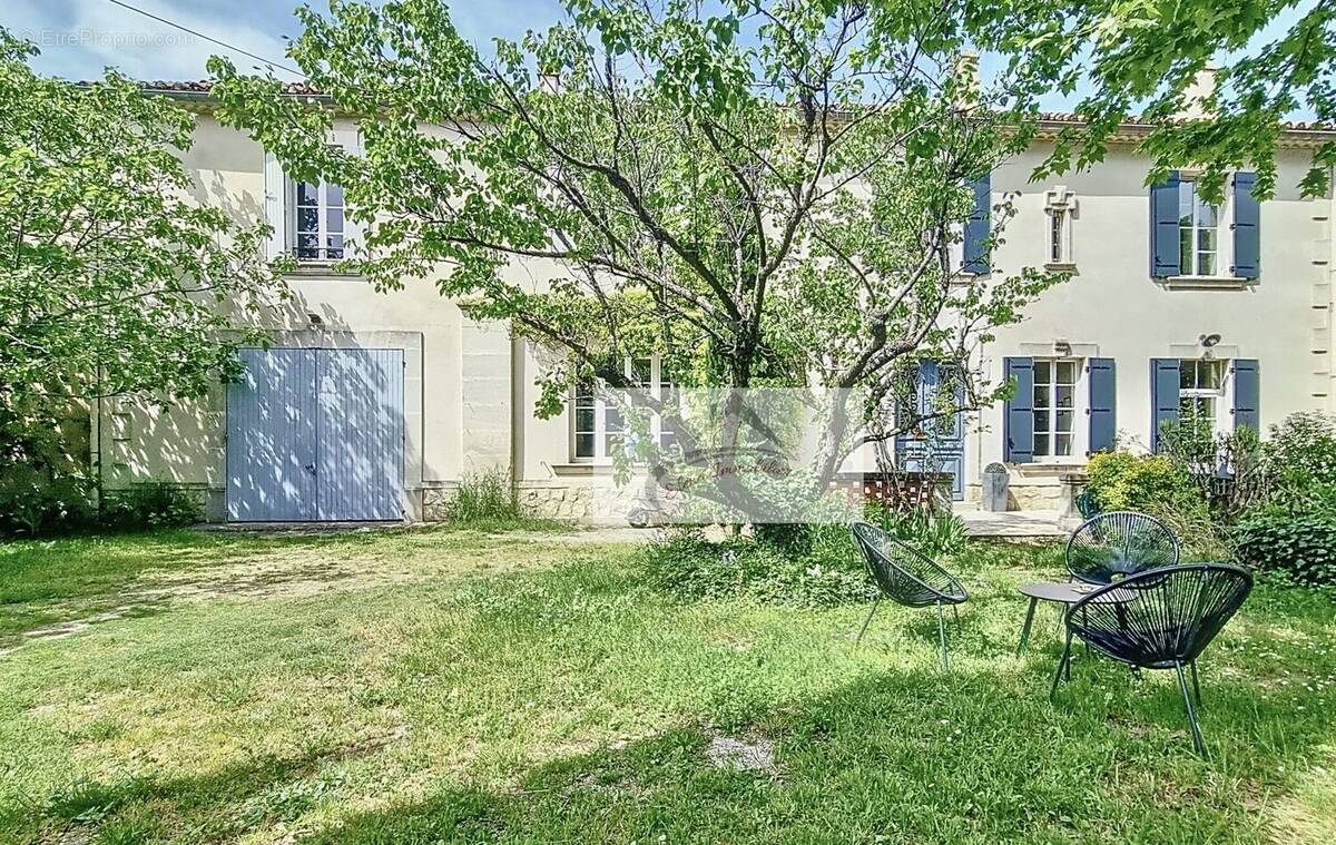 Maison à AVIGNON
