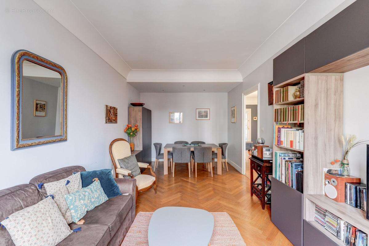 Appartement à LYON-6E