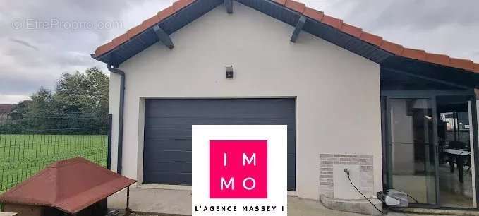 Maison à AUREILHAN