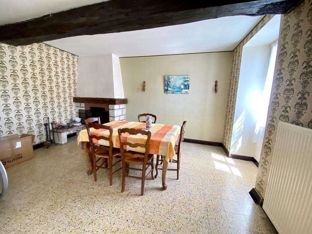 Maison à ANGERVILLE