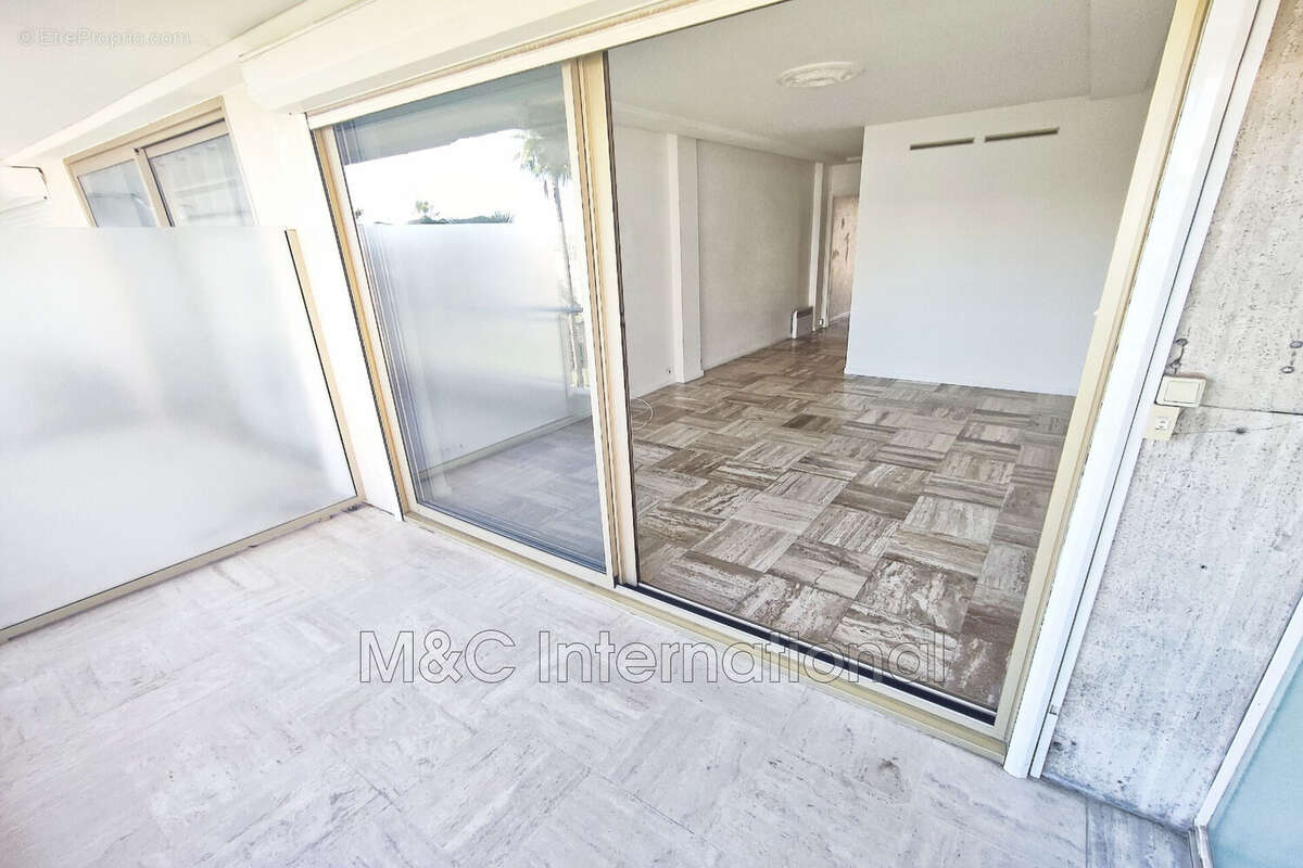 Appartement à CANNES